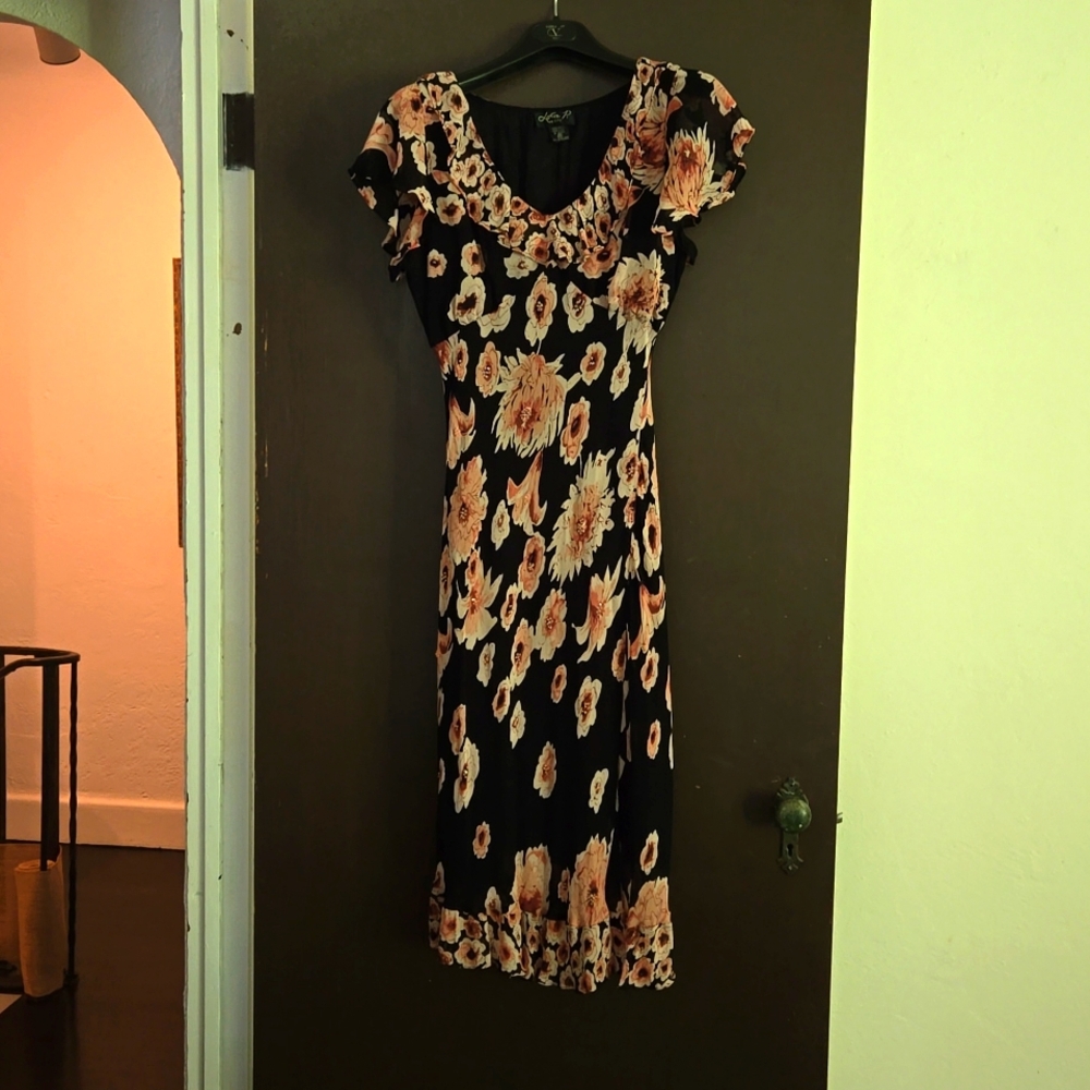 Lola P floral beaded bias cut dress size petite medium